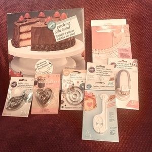 Cake decorating value bundle. Some NIB